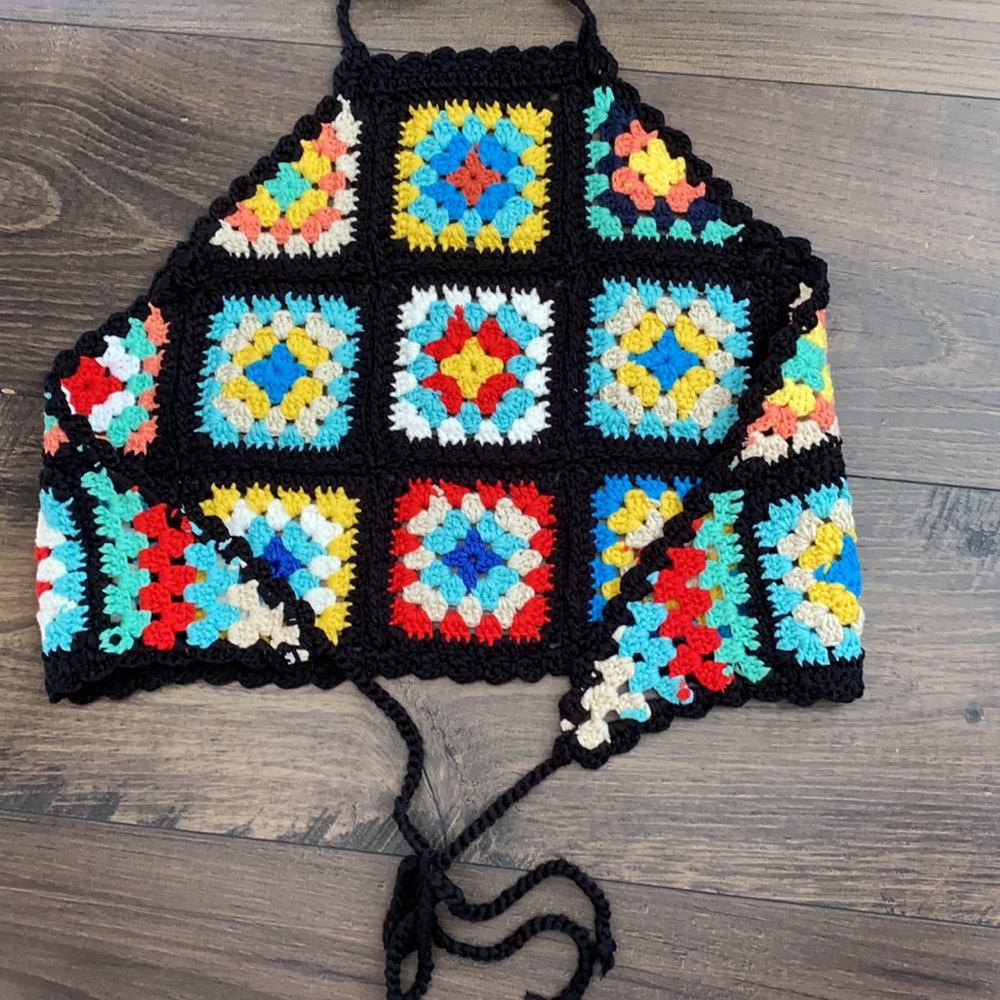 Handmade Bohemian Multi Color Knit Black Cropped Halter Retro Top - Picture 9 of 9